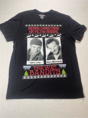 Home Alone Holiday Christmas Graphic Tee size Medium